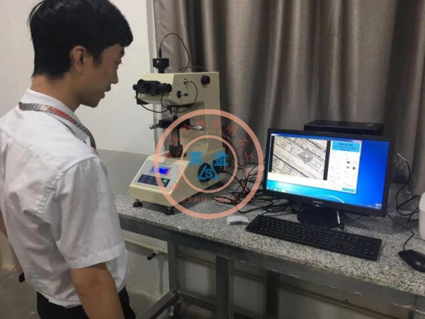萊金品牌顯微硬度計，性能優(yōu)異再次被現場考察的客戶指定為必選儀器